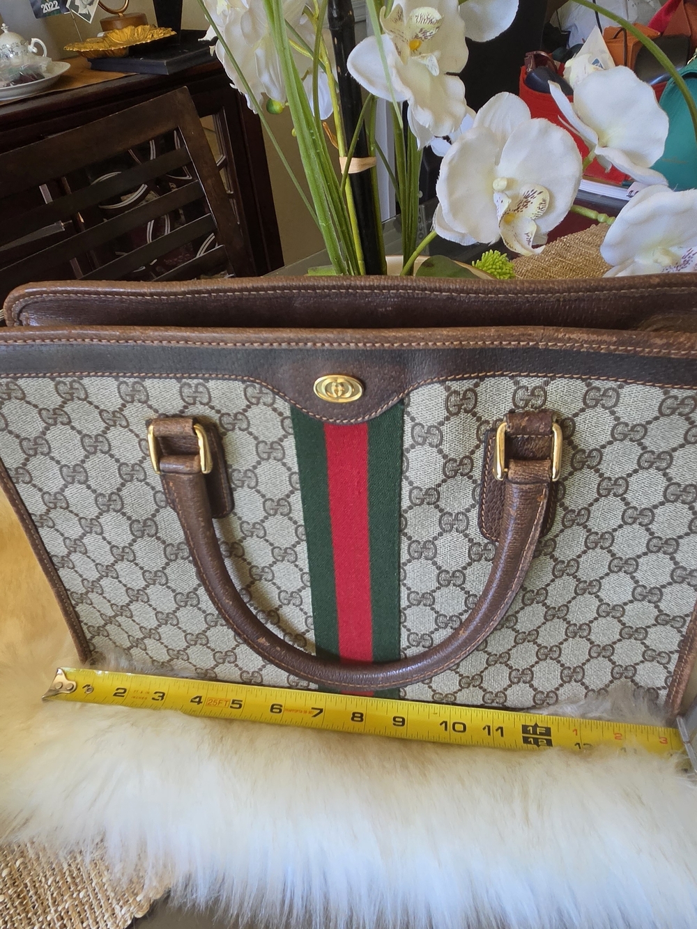 Vintage Gucci Sherryline Brown and Beige GG Canvas Tote with Flaws - Picture 6 of 16